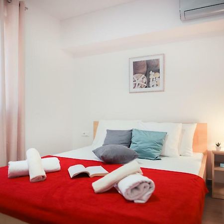 Apartments Relax Baška Voda Dış mekan fotoğraf