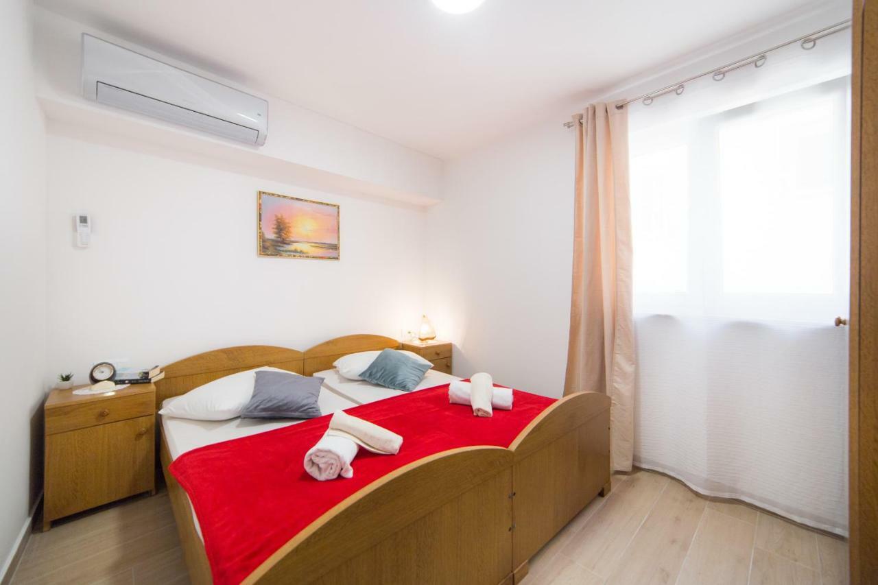 Apartments Relax Baška Voda Dış mekan fotoğraf